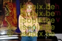 Имя файла=Nicola_signs_copies_of_Cinderella_s_Eyes_in_London_26_09_11_286629.jpg
Размер файла=38КБ
Размеры=512x340
Дата=Март 18, 2012 Nicola_signs_copies_of_Cinderella_s_Eyes_in_London_26_09_11_286629.jpg