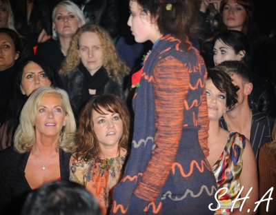 Sarah_and_Nicola_at_Vivienne_Westwood_LFW_20_02_11_28729.jpg