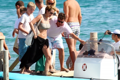 Sarah_and_Tommy_in_Ibiza_15_07_11_282629.jpg