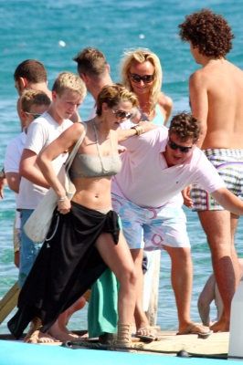 Sarah_and_Tommy_in_Ibiza_15_07_11_282729.jpg