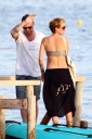Имя файла=Sarah_and_Tommy_in_Ibiza_15_07_11_283829.jpg
Размер файла=825КБ
Размеры=2850x4274
Дата=Март 20, 2012 Sarah_and_Tommy_in_Ibiza_15_07_11_283829.jpg