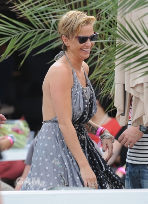 Sarah_Harding_-_Wireless_Festival_Hyde_Park_02_07_11_28629.jpg