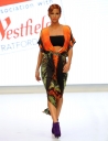 Sarah_Harding_at_Look_Fashion_Show_17_09_11_289129.jpg
