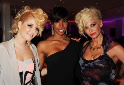 Sarah_Harding_at_MTV_Staying_Alive_Foundation_Dinne_27_01_11_281529.jpg