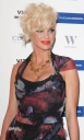 Sarah_Harding_at_MTV_Staying_Alive_Foundation_Dinne_27_01_11_281129.jpg