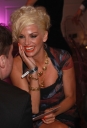 Sarah_Harding_at_MTV_Staying_Alive_Foundation_Dinne_27_01_11_282129.jpg