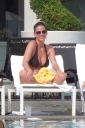 Sarah_Harding_by_the_pool_in_Miami_16_06_11_282329.jpg