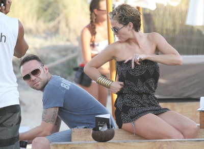 Sarah_Harding_in_Ibiza_06_07_11_282129.jpg