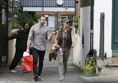 Sarah_Harding_leaving_a_dance_rehearsal_studio_04_08_11_281129.jpg