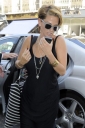 Sarah_Harding_leaving_a_hotel_in_London_24_07_11_281529.jpg