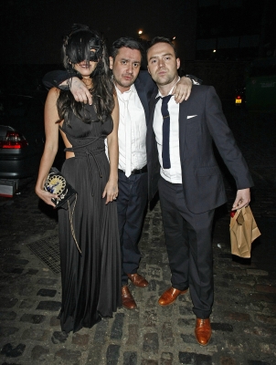 Sarah_Harding_leaving_Gilgamesh_03_04_11_281229.jpg