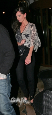 Sarah_Harding_leaving_Sanctum_Soho_Hotel_05_04_11_281229.jpg