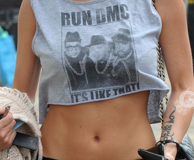 Sarah_Harding_out_and_about_in_Primrose_Hill_20_05_11_28329.jpg