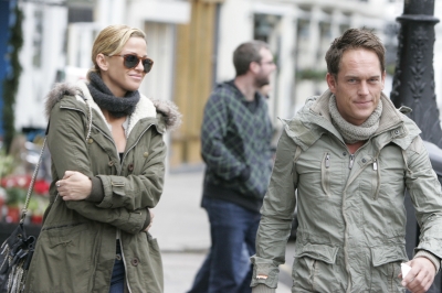 Sarah_Harding_out_in_Primrose_Hill_15_12_11_283229.JPG