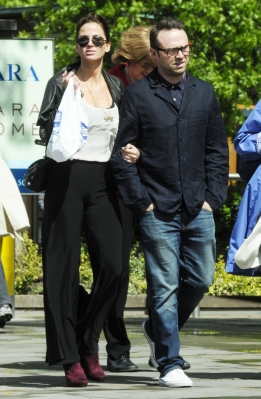 Sarah_Harding_out_in_Primrose_Hill2C_London_26_05_11_28129.jpg
