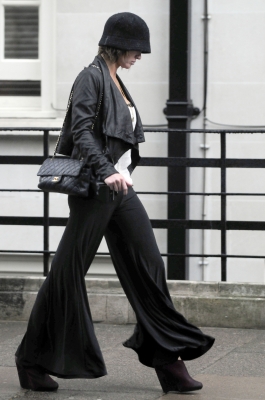 Sarah_Harding_out_in_Primrose_Hill2C_London_26_05_11_282529.jpg