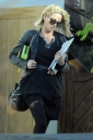 Sarah_Harding_spotted_leaving_her_mother_s_home_07_12_11_28429.jpg