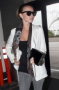 Nadine_and_her_fiancee_Jason_Bell_at_LAX_airport_17_10_10_281529.jpg