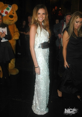 Nadine_arrives_at_the_Merchant_Hotel_in_Belfast_4_11_10_28729.jpg