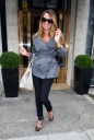 Nadine_Coyle_at_celeb_hairdressers_John_Freda_20_08_10_28729.jpg