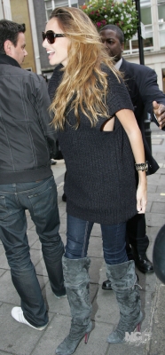 Nadine_Coyle_at_Radio_1_15_09_10_285029.jpg