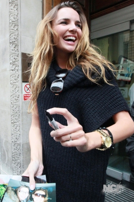 Nadine_Coyle_at_Radio_1_15_09_10_286329.jpg