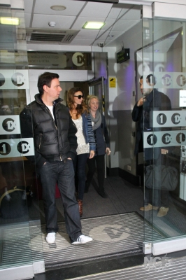 Nadine_Coyle_greeting_fans_at_Radio_1_studios_30_10_10_282329.jpg