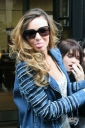 Имя файла=Nadine_Coyle_greeting_fans_at_Radio_1_studios_30_10_10_283329.jpg
Размер файла=590КБ
Размеры=1999x2999
Дата=Март 22, 2012 Nadine_Coyle_greeting_fans_at_Radio_1_studios_30_10_10_283329.jpg