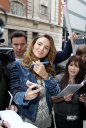 Имя файла=Nadine_Coyle_greeting_fans_at_Radio_1_studios_30_10_10_285029.jpg
Размер файла=855КБ
Размеры=2600x3847
Дата=Март 22, 2012 Nadine_Coyle_greeting_fans_at_Radio_1_studios_30_10_10_285029.jpg