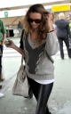 Имя файла=Nadine_Coyle_heads_to_the_airport_to_catch_a_flight_27_08_20_285529.jpg
Размер файла=482КБ
Размеры=1899x3012
Дата=Март 22, 2012 Nadine_Coyle_heads_to_the_airport_to_catch_a_flight_27_08_20_285529.jpg