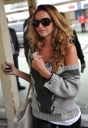 Имя файла=Nadine_Coyle_heads_to_the_airport_to_catch_a_flight_27_08_20_285629.jpg
Размер файла=488КБ
Размеры=1899x2746
Дата=Март 22, 2012 Nadine_Coyle_heads_to_the_airport_to_catch_a_flight_27_08_20_285629.jpg