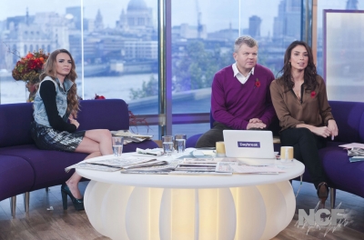 Nadine_Coyle_interview_performance_at_Daybreak_03_11_10_28529.jpg