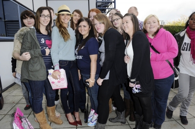 Nadine_Coyle_outside_Real_Radio_manchester_16_09_10_283729.jpg