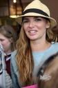 Nadine_Coyle_outside_Real_Radio_manchester_16_09_10_281429.jpg