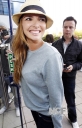 Nadine_Coyle_outside_Real_Radio_manchester_16_09_10_284229.jpg