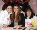 Nadine_Coyle_signing_at_Tesco_in_Ireland_05_11_10_28129.jpg