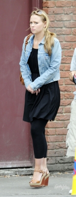 Kimberley_and_Justin_Scott_out_for_lunch_at_Prezzo_25_07_10_282929.jpg