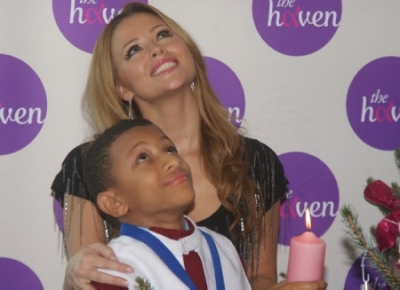 Kimberley_at_the_The_Haven_Breast_Cancer_Awareness_30_11_10_281629.jpg
