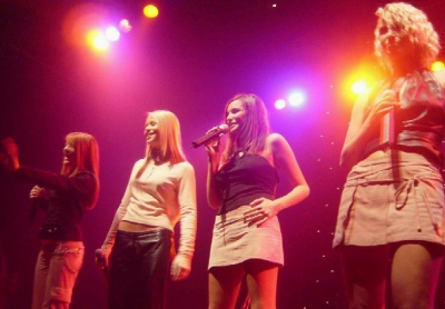 Performing_at_G-A-Y_281029.jpg
