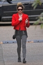 Nicola_arriving_at_her_managements_office_in_London_23_03_12_281329.JPG