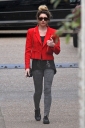 Nicola_arriving_at_her_managements_office_in_London_23_03_12_281629.JPG