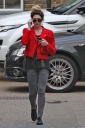 Nicola_arriving_at_her_managements_office_in_London_23_03_12_28329.JPG