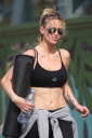 Sarah_Harding_arriving_and_leaving_a_gym_23_03_12_2810329.jpg