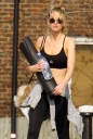 Sarah_Harding_arriving_and_leaving_a_gym_23_03_12_285729.jpg