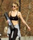 Sarah_Harding_arriving_and_leaving_a_gym_23_03_12_286029.jpg