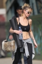 Sarah_Harding_arriving_and_leaving_a_gym_23_03_12_288929.jpg
