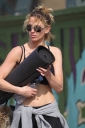 Sarah_Harding_arriving_and_leaving_a_gym_23_03_12_289229.jpg
