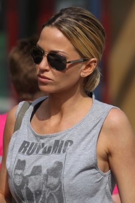 Sarah_Harding_out___about_in_London_22_03_12_284129.JPG