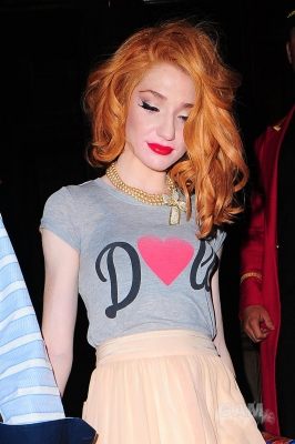Sarah2C_Nicola___Kim_leaving_the_Mandarin_Oriental_24_08_10_2812129.jpg