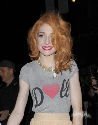 Sarah2C_Nicola___Kim_leaving_the_Mandarin_Oriental_24_08_10_2814929.jpg